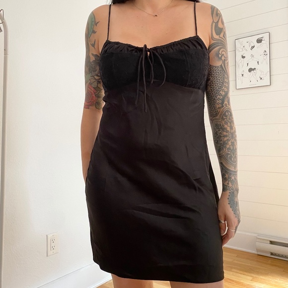 Urban outfitters lace detailed slip dress - Picture 1 of 8